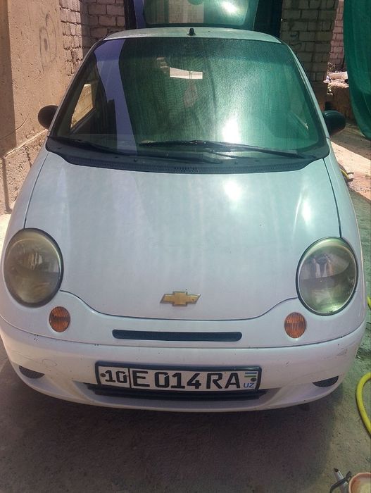 Aftomobil matiz oq