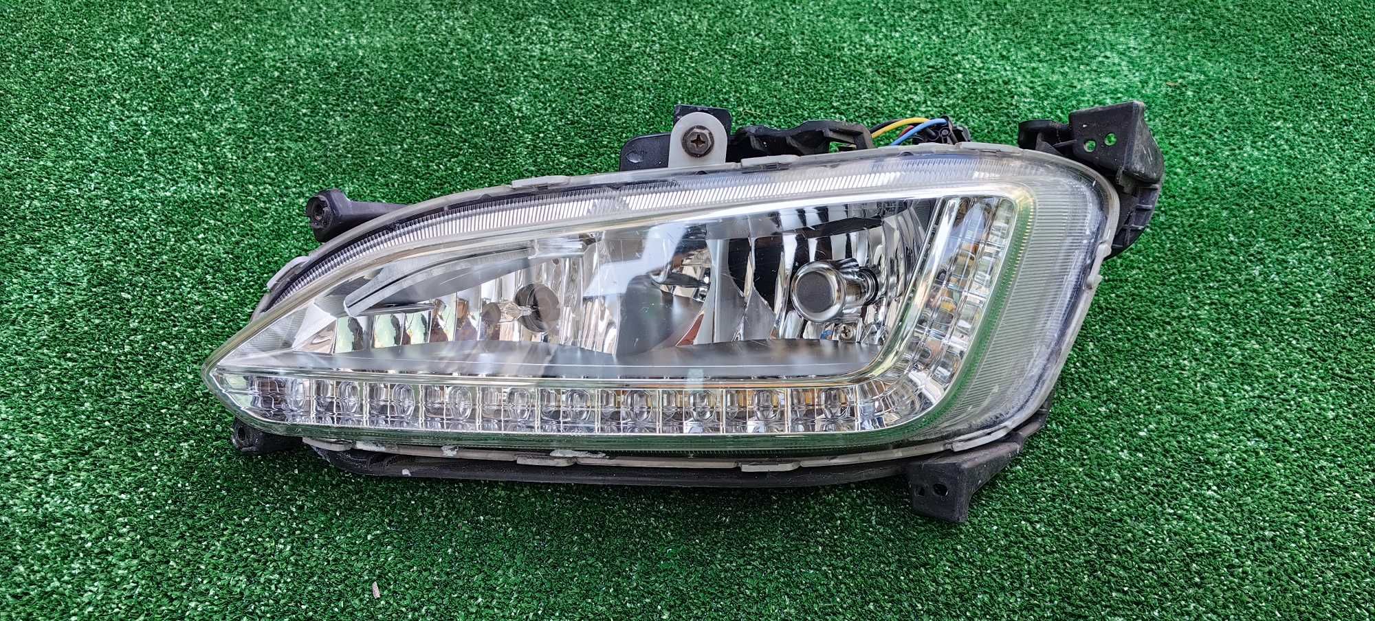 Халоген с LED за Hyundai Santa FE 3 / Хюндай Санта ФЕ 3