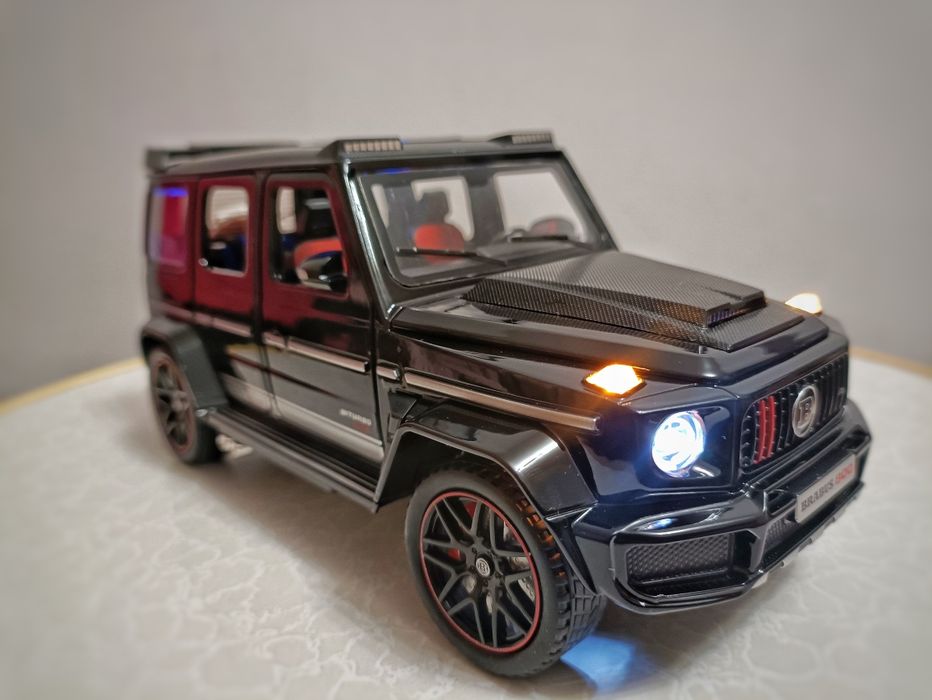 Продам коллекционные машинки, новые.