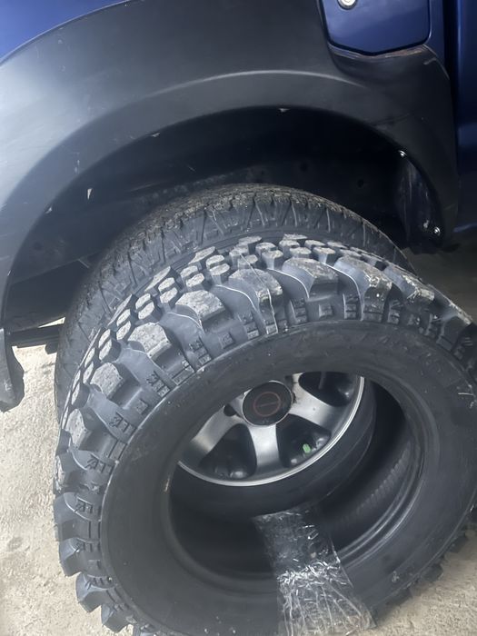 Vand anvelope model Simex 245/70 R16