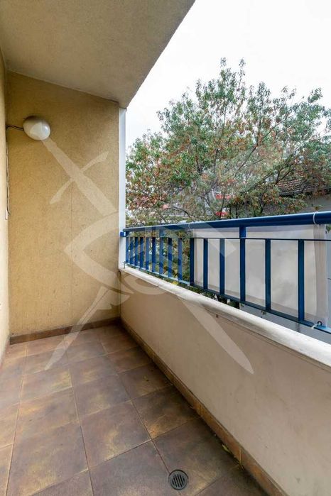 Тристаен апартамент в кв. Оборище № 91577