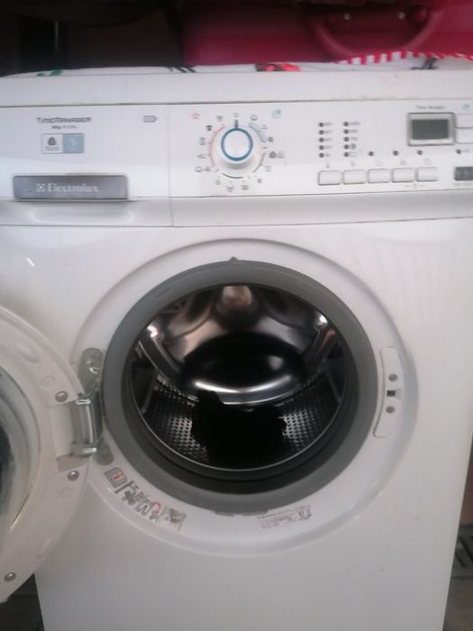 Mașina de spălat  Electrolux