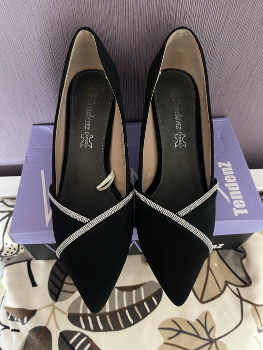 Дамски обувки на ток