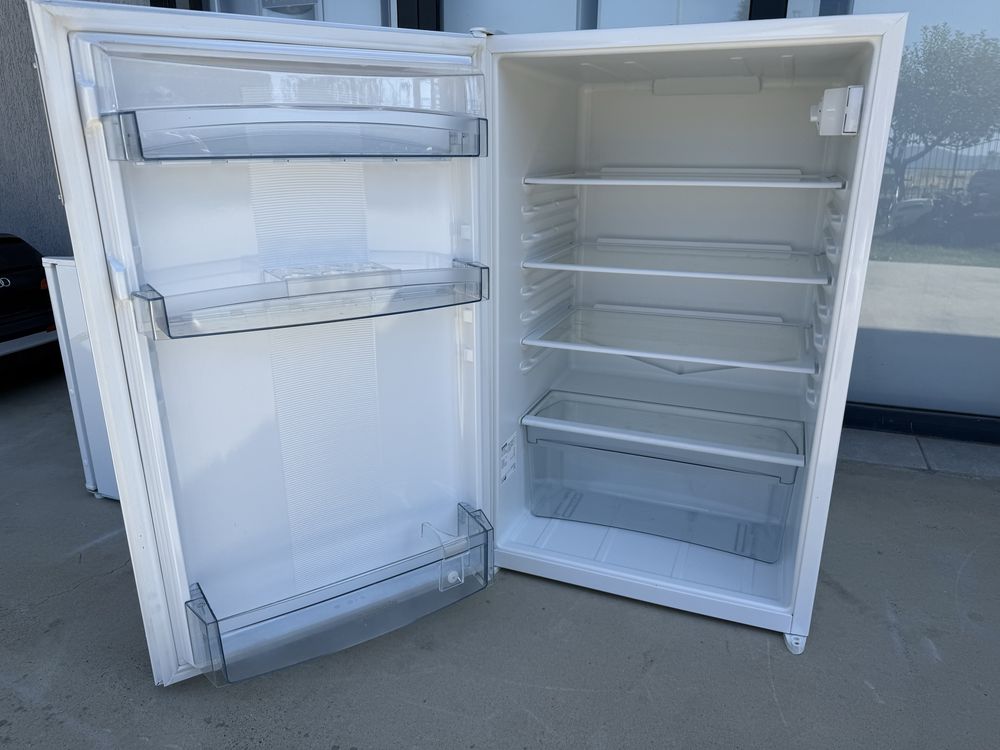 Малък хладилник Gorenje
