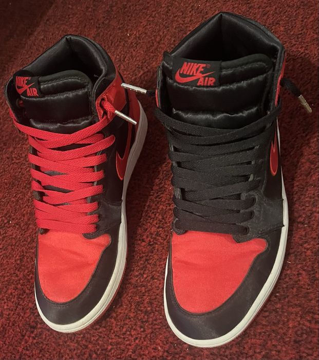 Air Jordan 1 Retro High OG “Satin Bred” NR 41