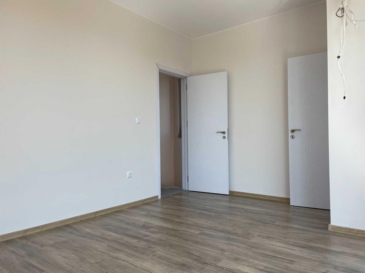 Продава се Къща в Бургас, Сарафово - 112 кв.м за 1831 €/кв.м - Снимка #7