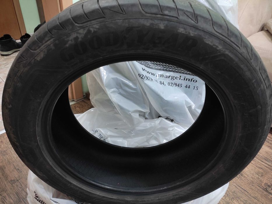 Автомобилни летни гуми 235/55/19