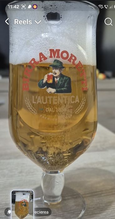 Pahare de birra moretti