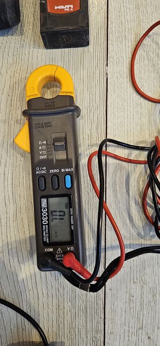 Gresor  milwaukee  Radio milwaukee Telemeteru hilti Clampmetru Bachu