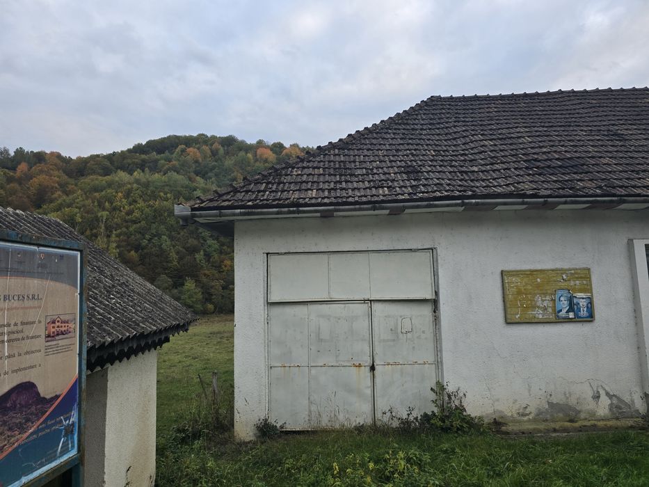 Vand imobil in suprafata de 180 m2