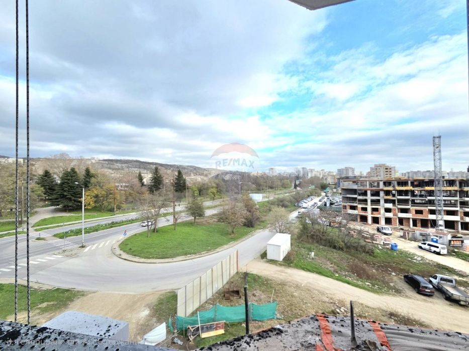 Продава се Тристаен апартамент в Варна, Владислав Варненчик - 95 кв.м за 1474 €/кв.м - Снимка #3