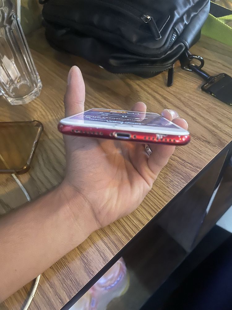 Продается Iphone 7 plus