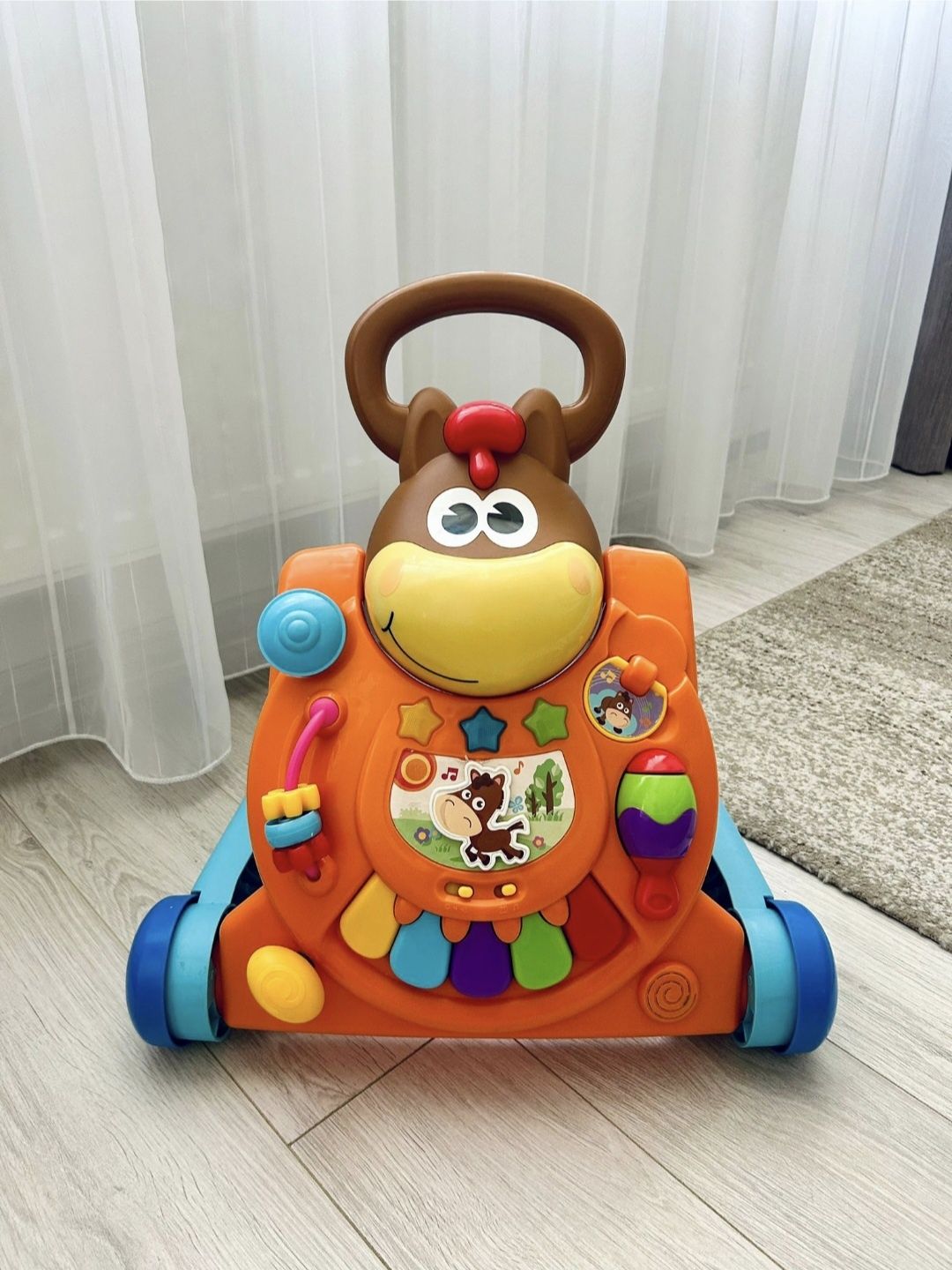 Antemergator si Masa de activitati B-Kids, Calut