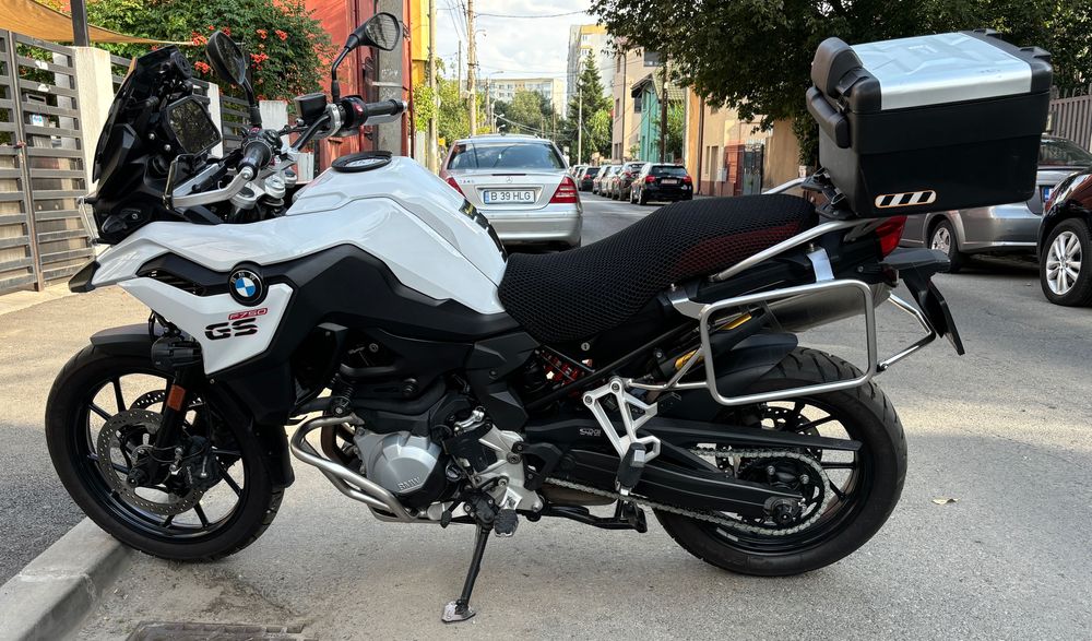 BMW F 750GS Alb, an 2023, cu garantie si revizii gratuite pana in 2028