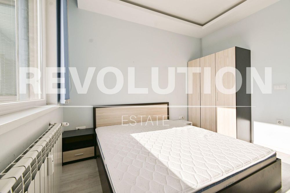 Дава се под наем Тристаен апартамент в София, Зона Б-5 - 80 кв.м за 766 € - Снимка #3