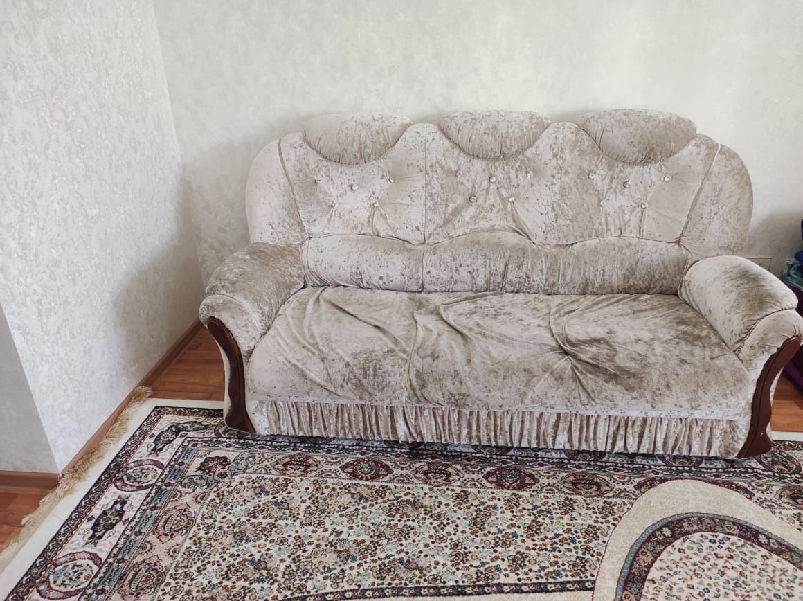 Диван с креслами