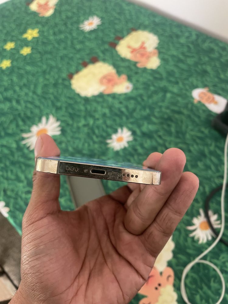 Iphone 12 за части