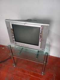 Срочно продается Smart телевизор LG/В подарок подставка/Цена 16990 тг/