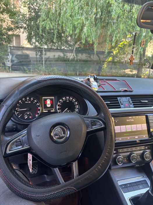 Skoda Octavia an 2015