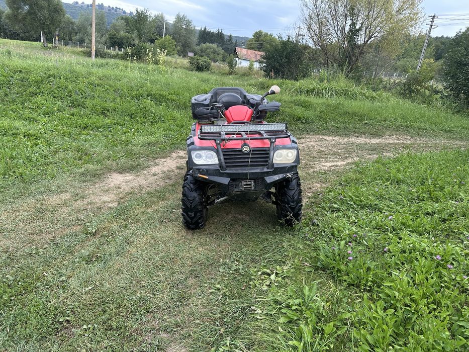 Se vinde Cf moto 5002A