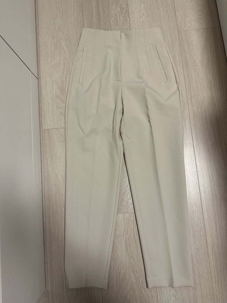 Дънки и панталони Zara нови