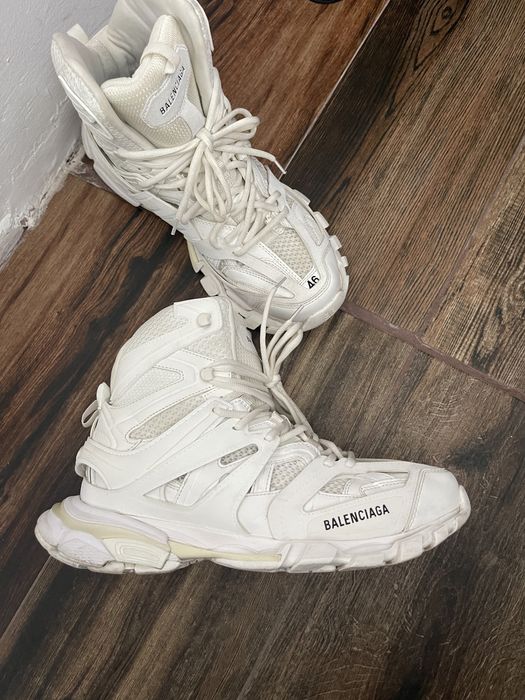 Balenciaga track