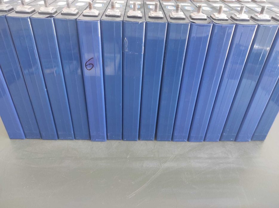 Celule LiFePo4 3.2v 100Ah (0.32 kwh/celula) Factura si garantie