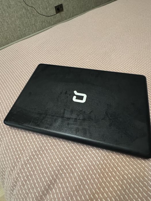 Ноутбук с сумкой рабочий