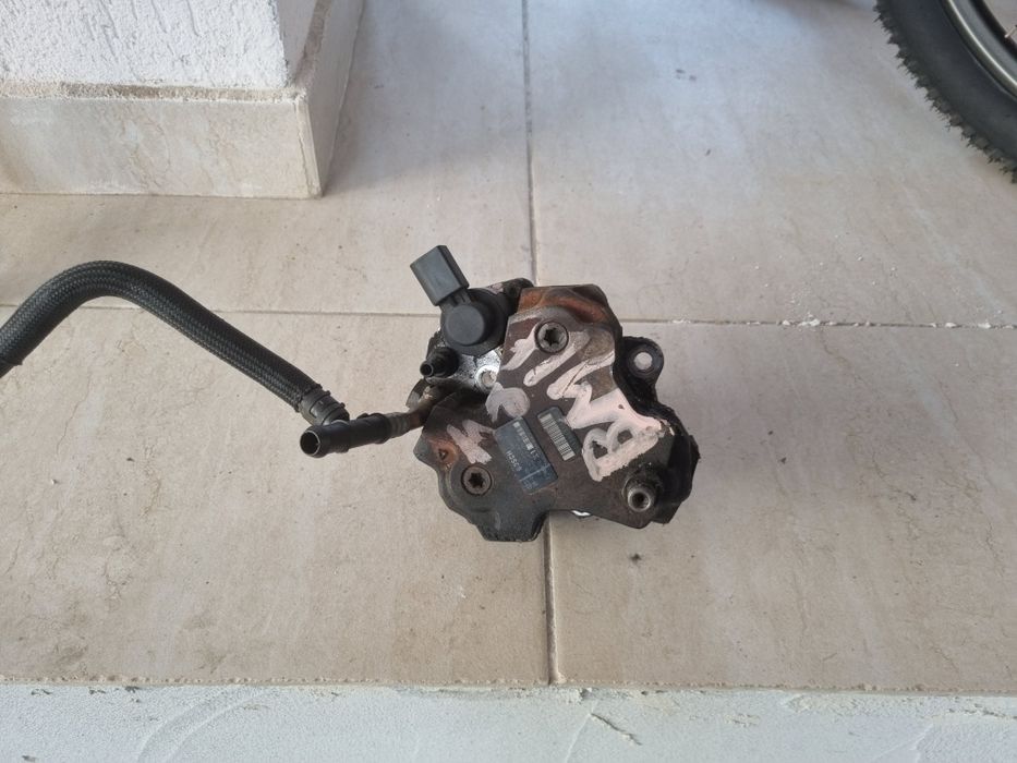 Regulator presiune pompă injecție Bosch  bmw seria 1