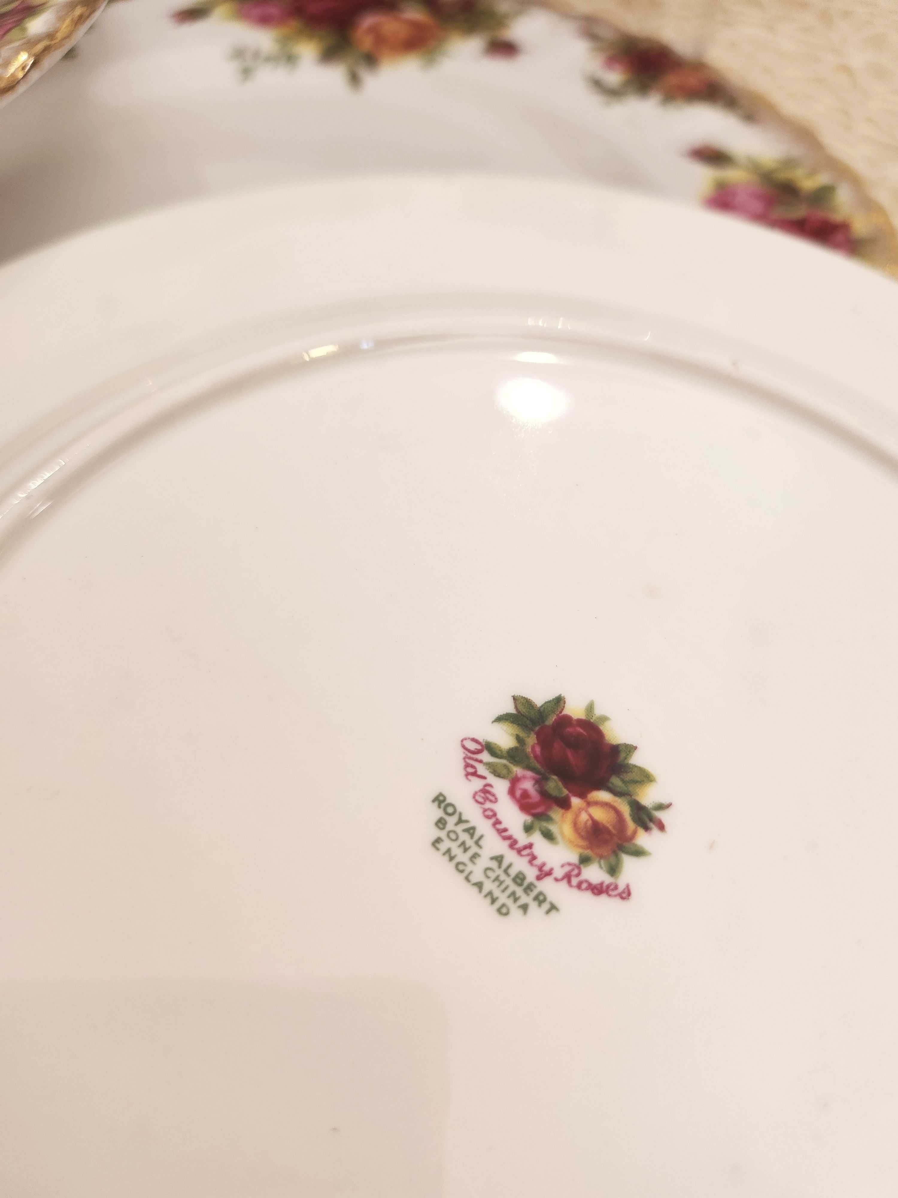 Комплект от 6 чинии 20.5см Royal Albert Old Country Roses