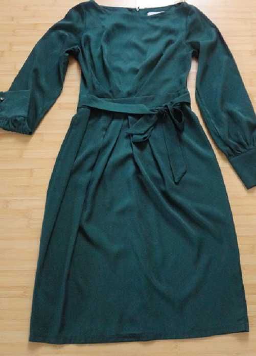 Rochie eleganta din stofa matasoasa marimea M