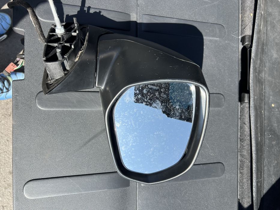 Дясно и ляво огледало за Peugeot 3008, 2009-16