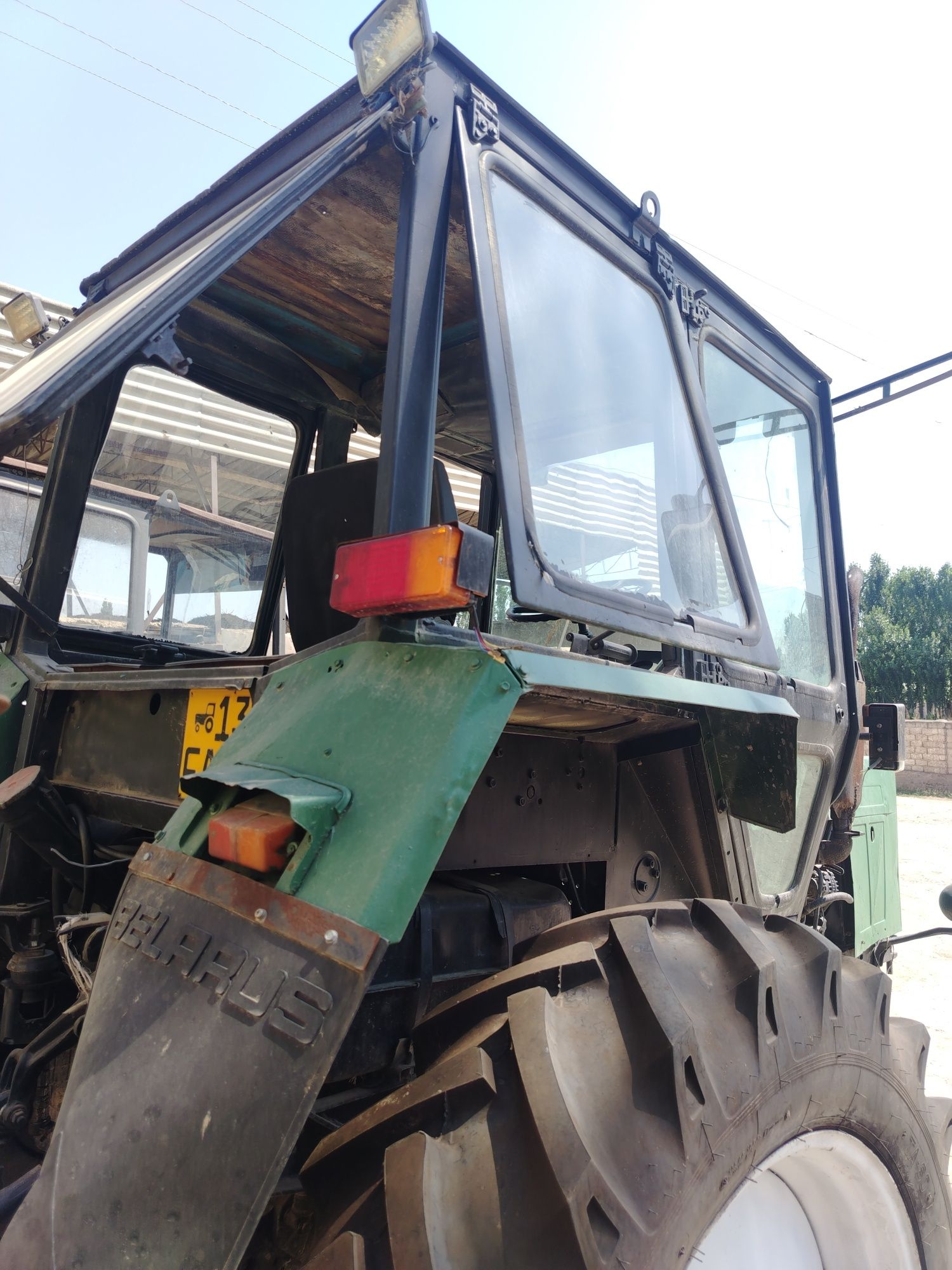Traktor MTZ 80 s