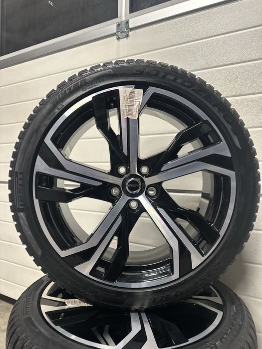 Jante NOI 19 ORIGINALE Volvo S60 V60 Iarna NOI 235/40/19 R-Design v40