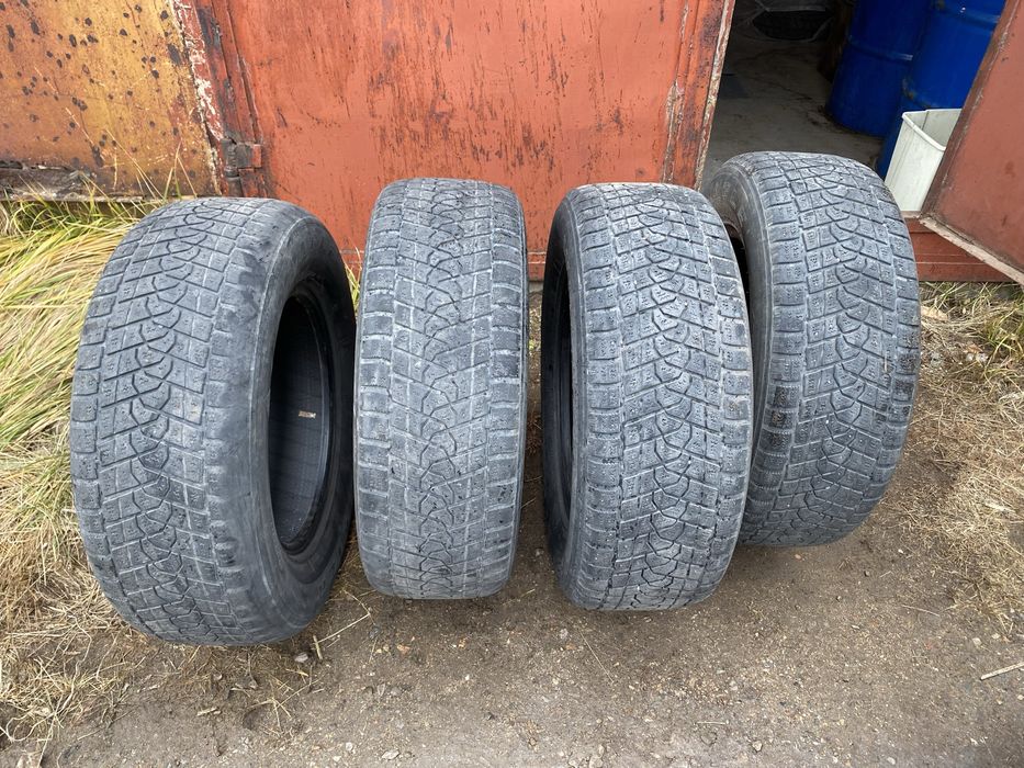 Комплект резины 265/65/17