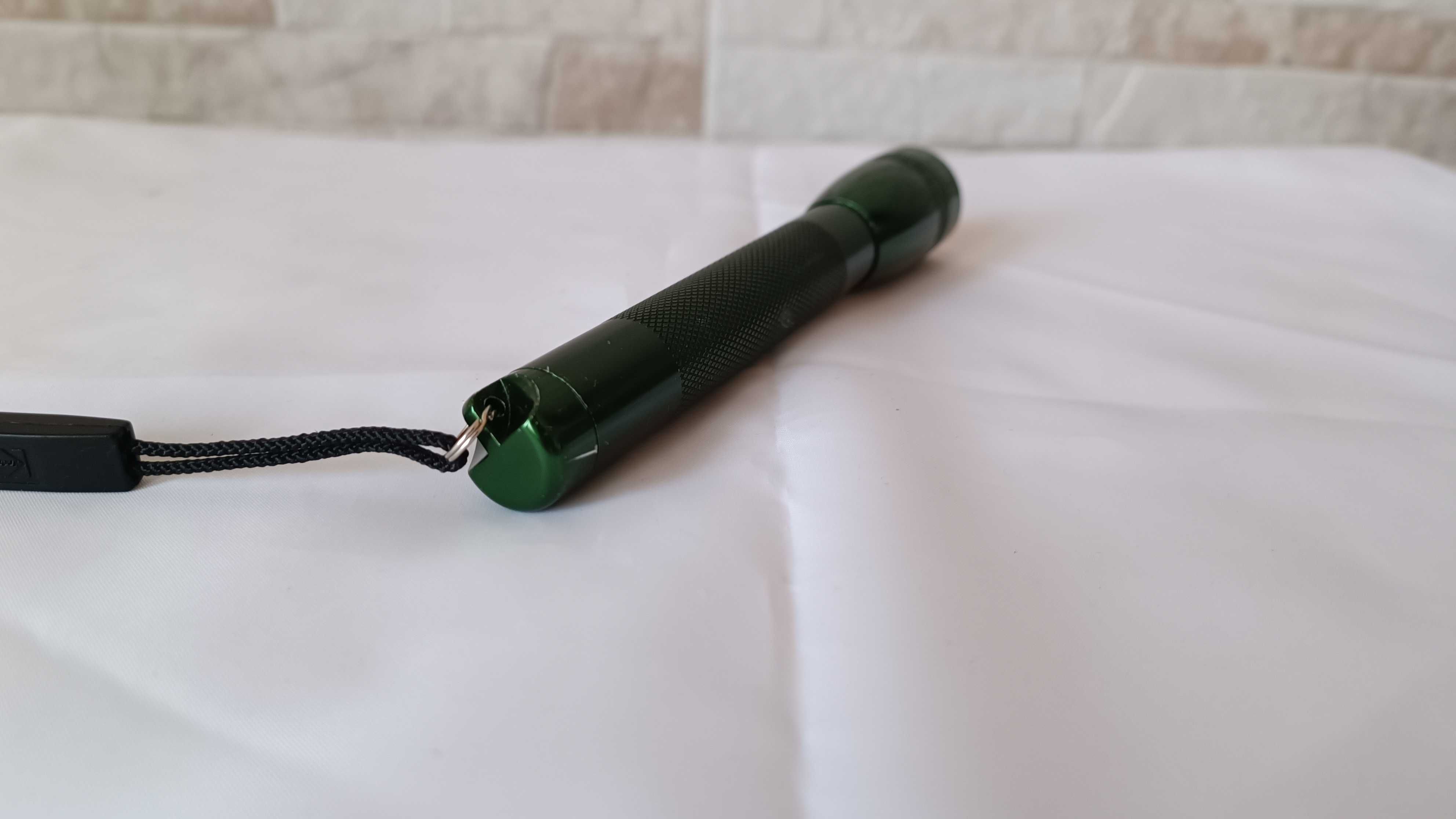 Метален малък фенер - Mini MagLite - Made in USA