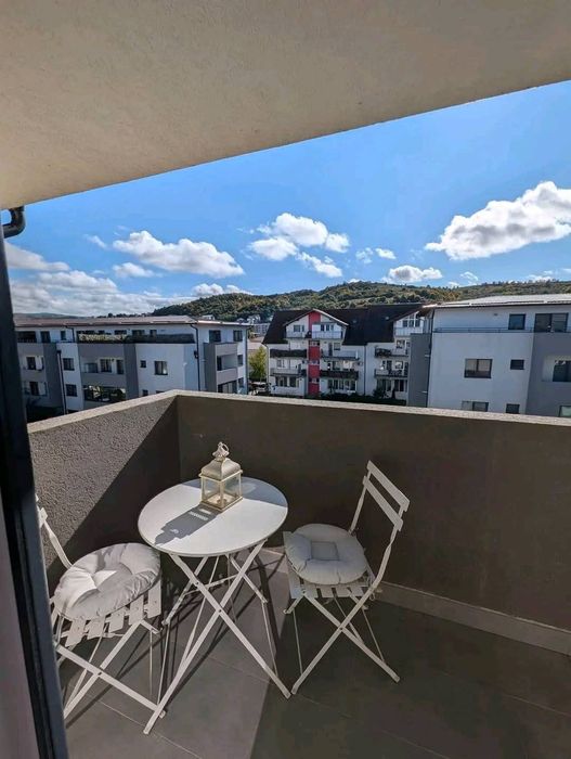 Apartament 2 camere, Floresti, loc de parcare inclus, bloc cu lift.