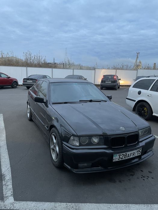 Продам бмв е36 обьем 2,5