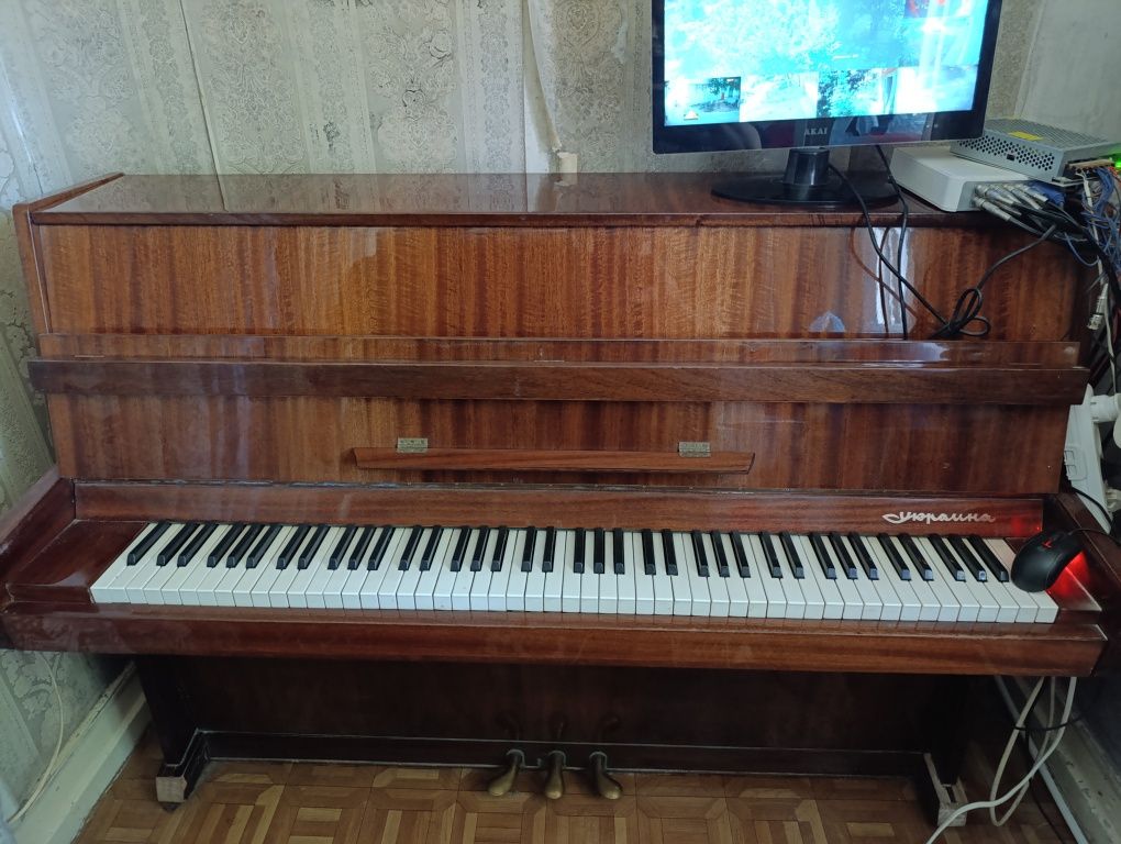 Пианино Украина срочно