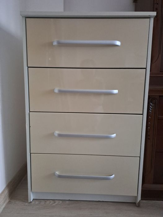 Мебель для спальней