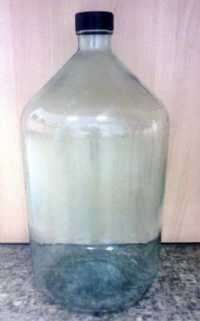 Бутыль стеклянный 10, 20 литров