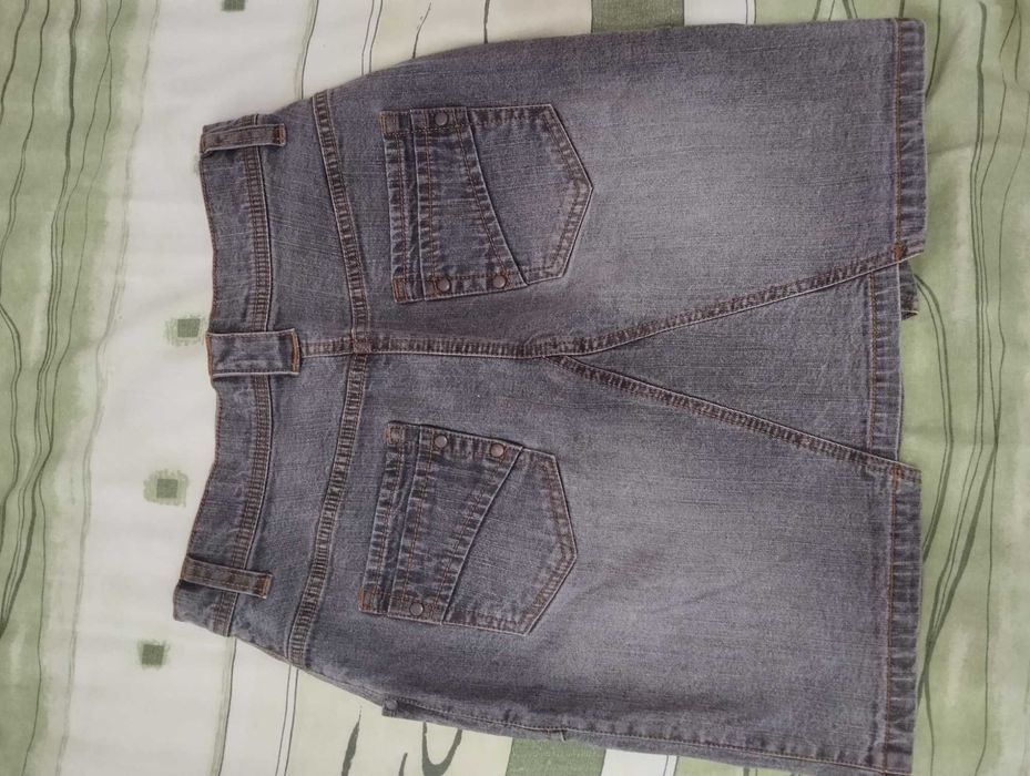 Дънкова пола размер S/M