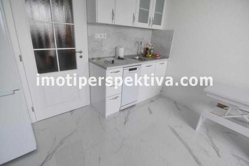 Продава се Едностаен апартамент в Пловдив, Кършияка - 35 кв.м за 2058 €/кв.м - Снимка #2