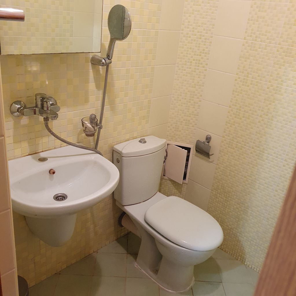 Дава се под наем Едностаен апартамент в Варна, ВИНС - 15 кв.м за 510 € - Снимка #4