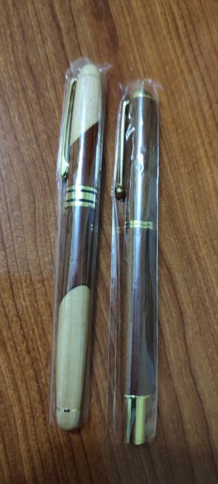 Stilouri noi nefolosite