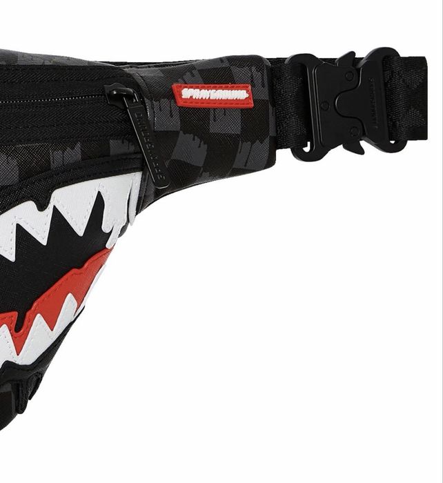 Нова чанта Sprayground