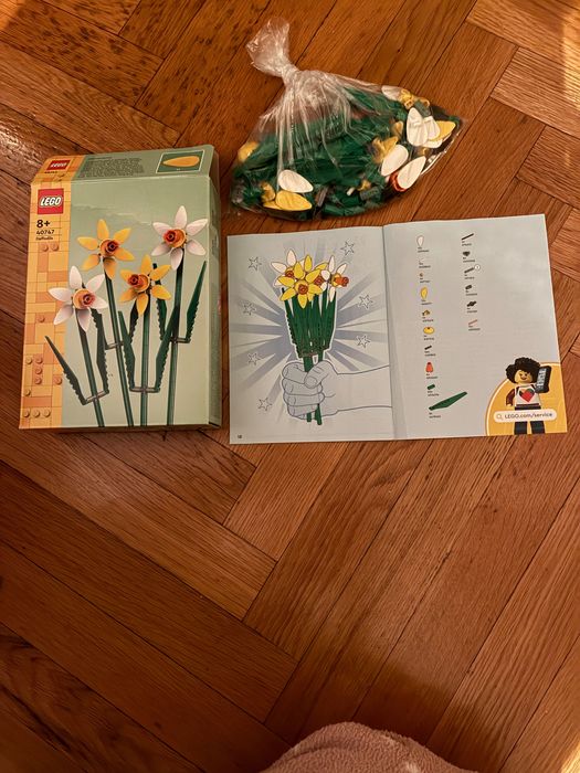 Lego flori neasamblat