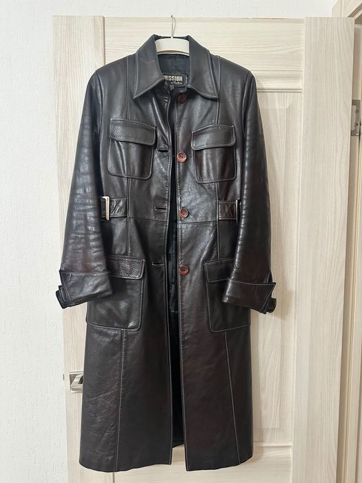 Продам кожаный плащ