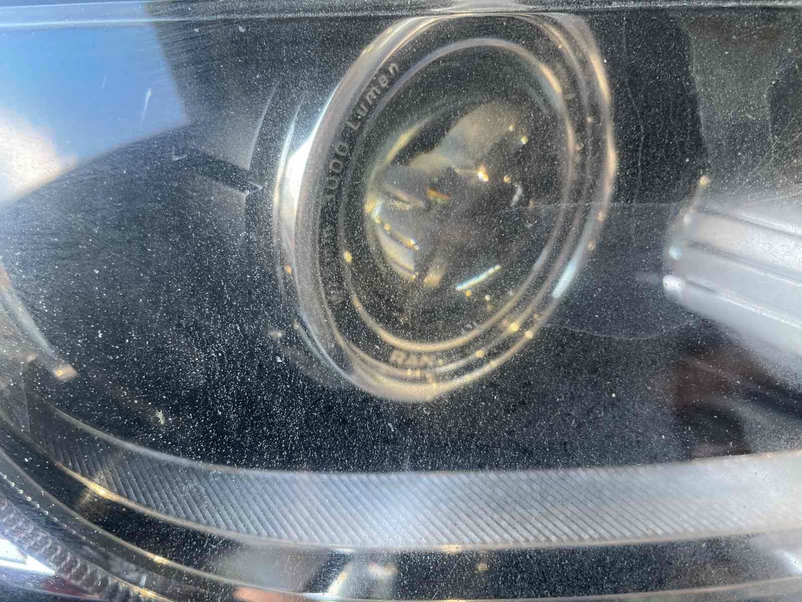 CK52-13W029-EG десен Xenon фар от Land Rover Vogue L405 със забележка