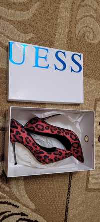 Pantofi dama Guess nr.35 ,cu toc  lung, Noi nepurtati,la cutie-600LEI